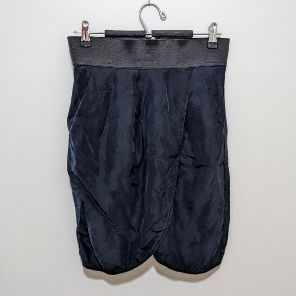 Wilfred Silk Tulip Skirt - Picture 2 of 6